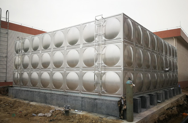 公司辦公樓和廠房